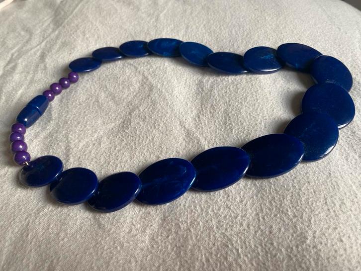 Blauwe/ paarse Ketting met Grote Kralen, Sieraden, Tassen en Uiterlijk, Kettingen, Zo goed als nieuw, Kunststof, Blauw, Verstelbaar