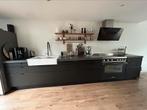 Zwarte keuken IKEA met grohe spoelkraan, Huis en Inrichting, Keuken | Complete keukens, Gebruikt, Ophalen of Verzenden, Zwart