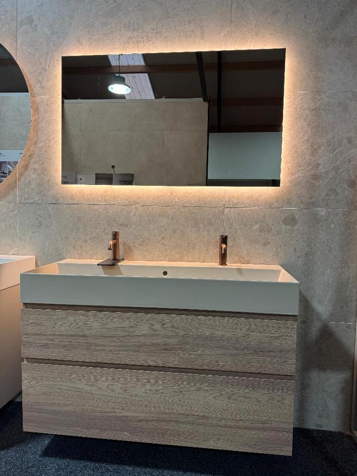 Badmeubel 120 cm met keramische wasbak ZAND!, Huis en Inrichting, Badkamer | Badkamermeubels, Nieuw, Wasbak of Wastafel, Minder dan 100 cm