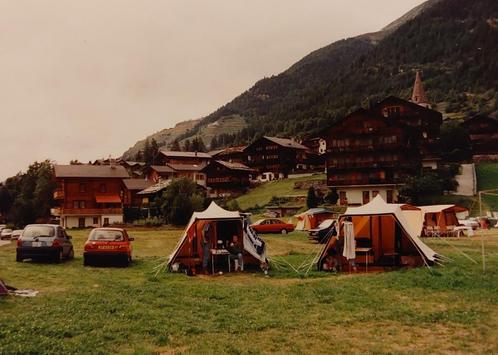 pyramide tent ca. 30 a 35 jaar oud., Caravans en Kamperen, Tenten, tot en met 4, Gebruikt, Ophalen