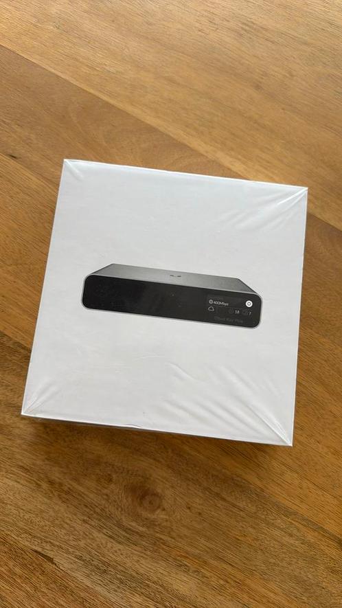 Ubiquiti UniFi Cloud Key Gen2 Plus, Computers en Software, Netwerk switches, Nieuw, Ophalen of Verzenden