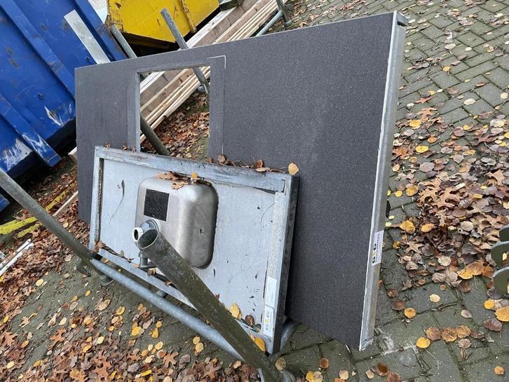 Graniet werkblad + spoelbak, Huis en Inrichting, Keuken | Keukenelementen, Gebruikt, Minder dan 100 cm, 200 cm of meer, 50 tot 75 cm