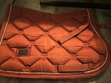 Rood equestrian stockholm dekje beschikbaar voor biedingen