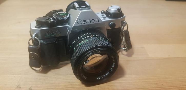 Canon AE-1 met 50mm f1.4 lens - Zeer Goed!, Audio, Tv en Foto, Fotocamera's Analoog, Zo goed als nieuw, Spiegelreflex, Canon, Ophalen of Verzenden