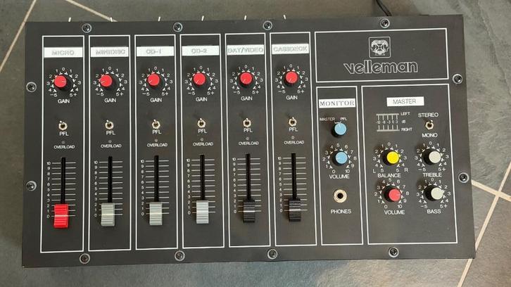 Velleman mengpaneel zelfbouw 6 kanaals met faderstart, Muziek en Instrumenten, Mengpanelen, Zo goed als nieuw, 5 tot 10 kanalen