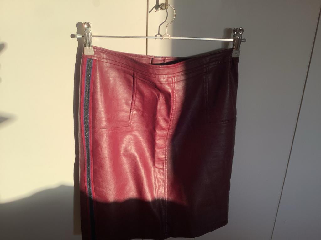 Ivy Beau Nep Leren Rok - Bordeaux /wijn Rood - Maat 36, Ophalen of Verzenden, Maat 36 (S), Gedragen, Boven de knie