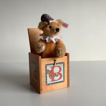 Steiff beertje "Jack in the box" beschikbaar voor biedingen