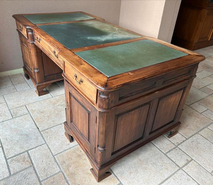 Klassiek Bureau met Groen Inleg, Huis en Inrichting, Bureaus, Gebruikt, Bureau, Ophalen