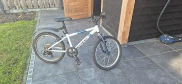 Jongens fiets 22 inch van decathlon beschikbaar voor biedingen