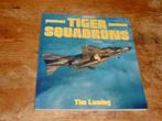 Tiger Squadrons (USAF, RAF, KLU, Luftwaffe, eva, fotoboek), Verzamelen, Luchtvaart en Vliegtuigspotten, Boek of Tijdschrift, Ophalen of Verzenden