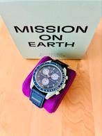 MoonSwatch - Mission On Earth, Ophalen of Verzenden, Zo goed als nieuw, Groen, Jongen of Meisje
