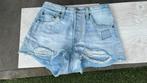 Levi’s 501 lichtblauwe shorts maat 24, Kleding | Dames, Blauw, Ophalen of Verzenden, Zo goed als nieuw, W27 (confectie 34) of kleiner