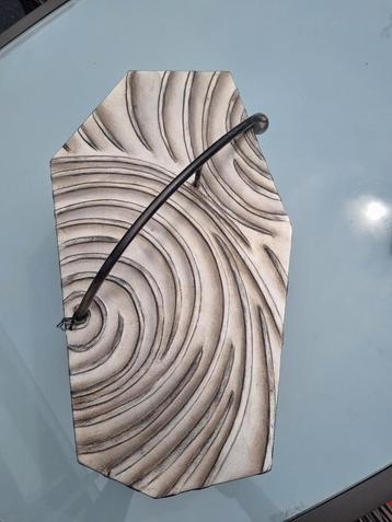 Gothic design kistje handgemaakt  beschikbaar voor biedingen