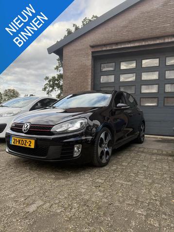 Volkswagen Golf 2.0 GTI DSG/climate/5DRS/Leer beschikbaar voor biedingen