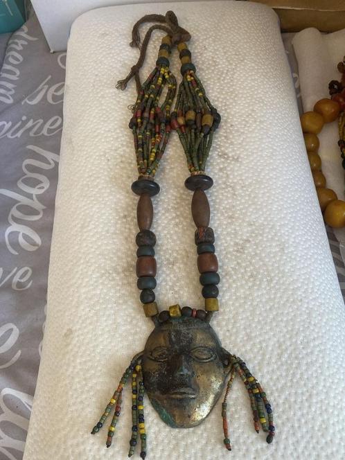 Antique Festac Necklace is handwerk Afrikaanse cultuur, Sieraden, Tassen en Uiterlijk, Antieke sieraden, Ketting, Overige materialen