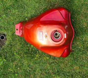 Brandstoftank Transalp 650 beschikbaar voor biedingen