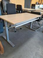 Nette  Inofec bureaus slingerverstelbaar, Ophalen, In hoogte verstelbaar, Zo goed als nieuw, Bureau