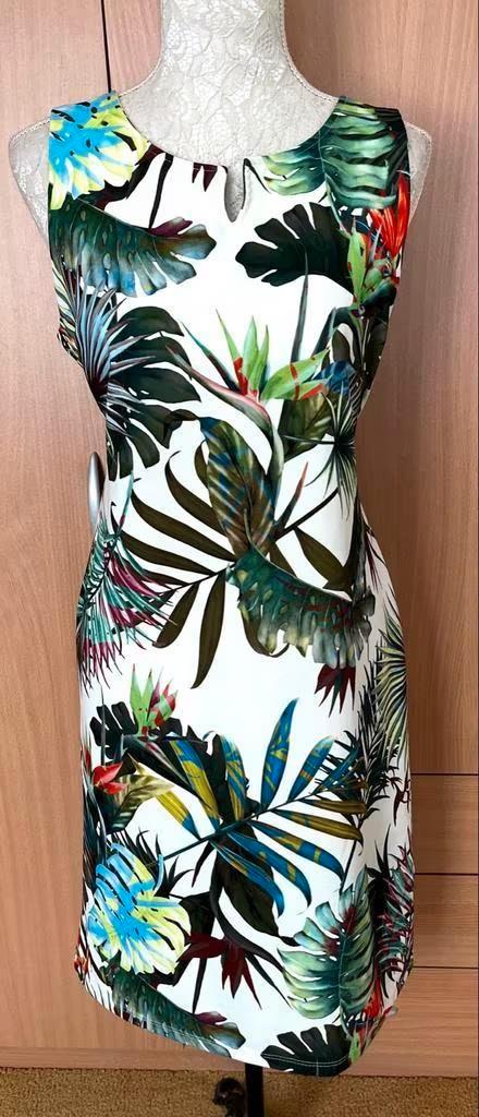 FOS jurk maat 44[v], Kleding | Dames, Jurken, Zo goed als nieuw, Maat 42/44 (L), Overige kleuren, Boven de knie, Ophalen of Verzenden