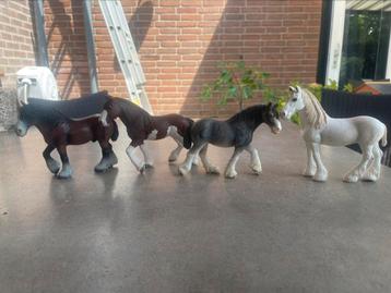 4 schleich paarden beschikbaar voor biedingen