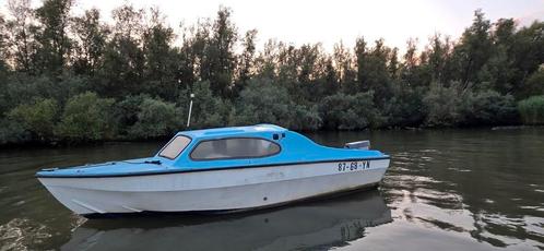 Inter 530 yamaha 50 autolube, Watersport en Boten, Vis- en Consoleboten, Zo goed als nieuw, 3 tot 6 meter, Benzine, Buitenboordmotor