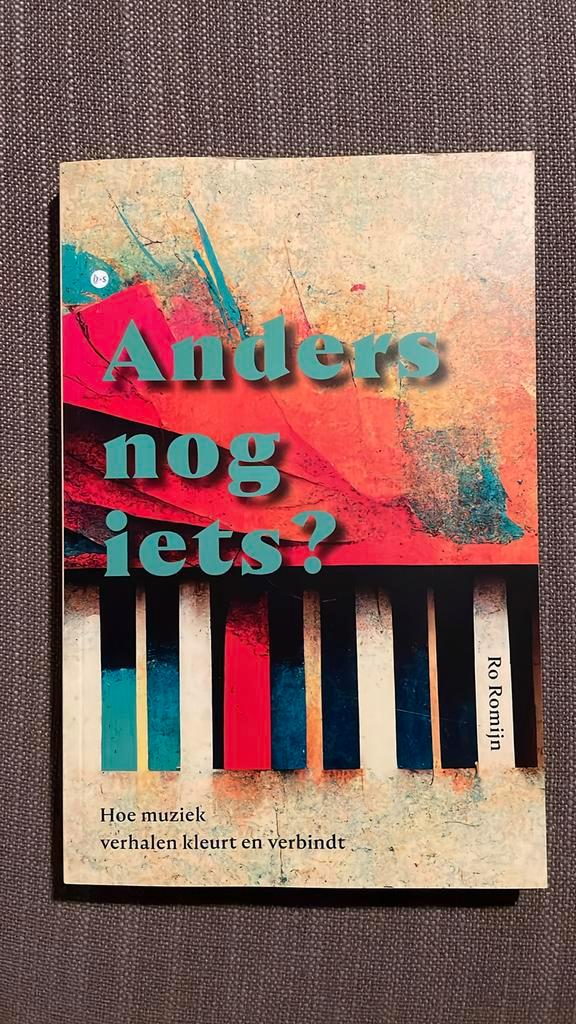 Ro Romijn - Anders nog iets?, Boeken, Overige Boeken, Zo goed als nieuw, Ophalen of Verzenden