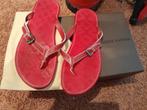 Louis Vuitton slippers, Kleding | Dames, Louis Vuitton, Zo goed als nieuw, Roze, Ophalen