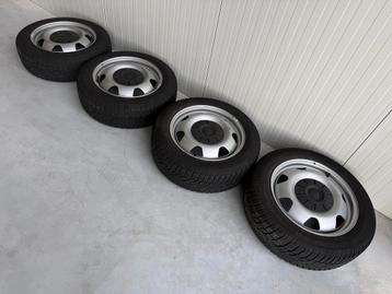 215/60 R17 velgen met Premium winterbanden  beschikbaar voor biedingen