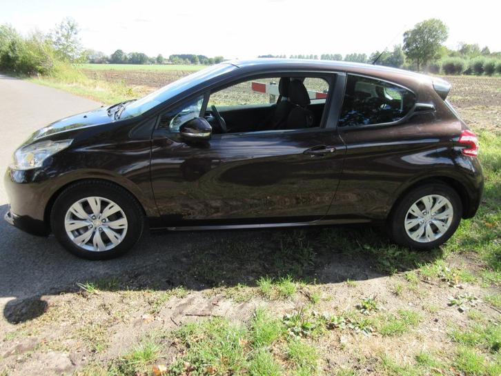 Peugeot 208 1.2 VTI NAV ECC Cr. Contr 82.959 KMs 1e eig 4999, Auto's, Peugeot, Particulier, Te koop, ABS, Adaptieve lichten, Adaptive Cruise Control