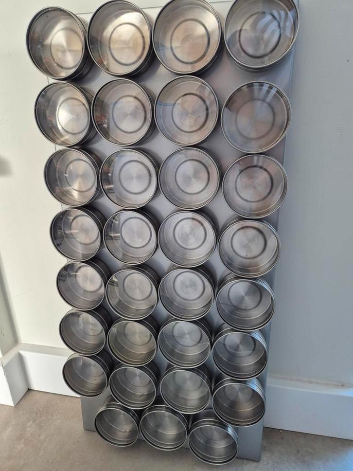 IKEA Grundtal Magnetische Kruidenpotjes, Huis en Inrichting, Keuken | Keukenbenodigdheden, Zo goed als nieuw, Ophalen