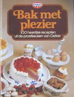 Bak met plezier van Dr. Oetker - 100 heerlijke recepten, Boeken, Ophalen of Verzenden, Zo goed als nieuw, Europa, Taart, Gebak en Desserts