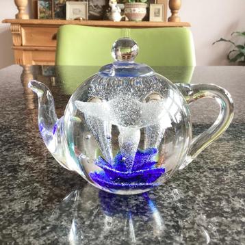 Presse papier, glas, theepot, handgemaakt, vintage  beschikbaar voor biedingen