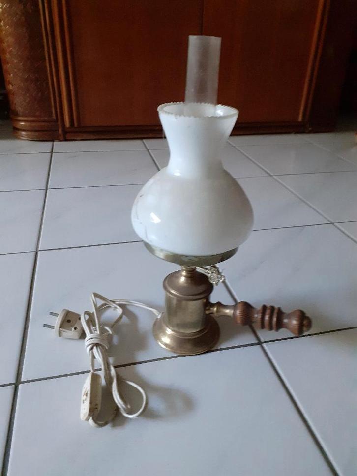 Olielampmodel, elektrisch, Huis en Inrichting, Lampen | Tafellampen, Gebruikt, Minder dan 50 cm, Glas, Hout, Metaal, Ophalen of Verzenden