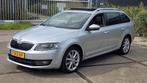 Skoda Octavia 1.6 TDI 77KW Combi / Pano Dsg-7 2013 Grijs, Auto's, Skoda, 4 cilinders, Origineel Nederlands, Diesel, Particulier