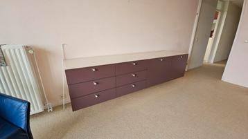 Hangend dressoir/ kast met lades