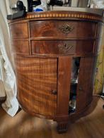 Halve Maan Kabinet - Antiek Stuk, Ophalen