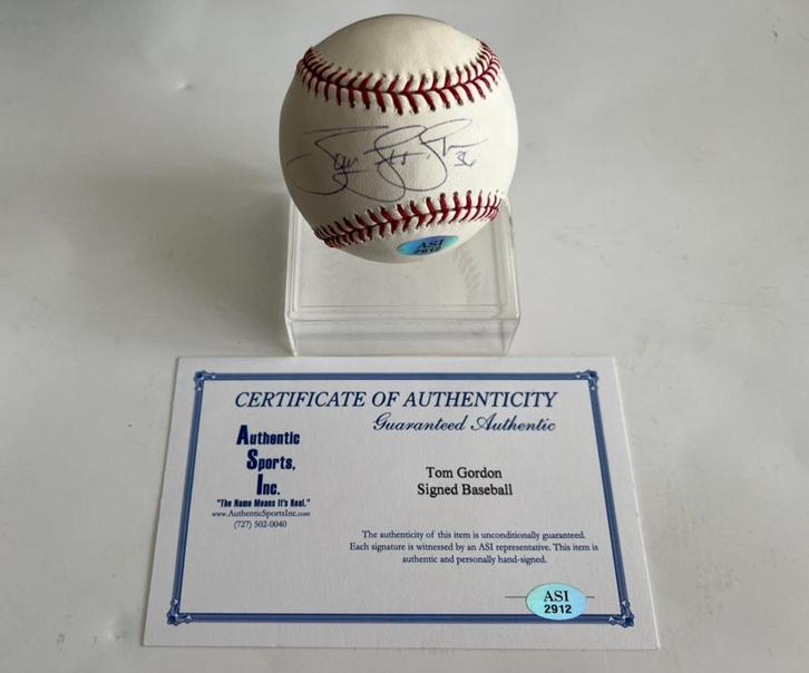 Gesigneerde honkbal van ‘TOM GORDON’ nr.36 NEW YORK YANKEES, Sport en Fitness, Honkbal en Softbal, Nieuw, Bal, Honkbal, Verzenden