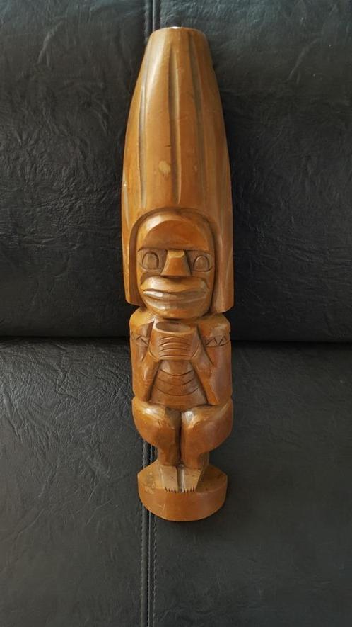 Vintage lang houten beeld Afrikaans, man, god, hurkend. 5A6, Antiek en Kunst, Kunst | Niet-Westerse kunst, Ophalen of Verzenden