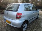 VW FOX 1.2 stuurb,airco abs, Auto's, Volkswagen, 54 pk, Zwart, Metallic lak, 400 kg