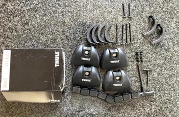 Thule KIT 4055  4 voeten voor diverse Thule Dakdragers beschikbaar voor biedingen