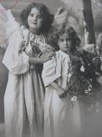 Antieke Kaart - 2 Engel Meisjes met Kerstboom, Verzenden, Voor 1920, Gelopen, Feest(dag)