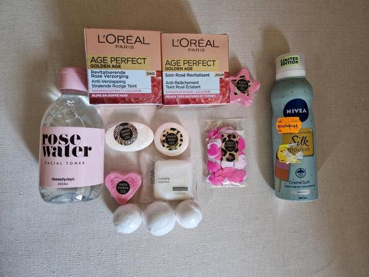 Oa L'Oréal, Nivea setje verzorgingsproducten, Sieraden, Tassen en Uiterlijk, Uiterlijk | Gezichtsverzorging, Nieuw, Verzorging