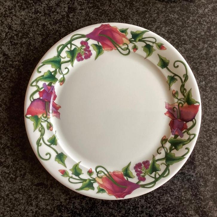 Borden, twee, Figgjo Vivaldi, Noorwegen, setprijs, Huis en Inrichting, Keuken | Servies, Gebruikt, Bord(en), Overige stijlen, Porselein