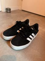 Adidas Sneakers - Maat 40 3/4 - Zwart, Ophalen of Verzenden, Gedragen, Zwart, Sneakers of Gympen