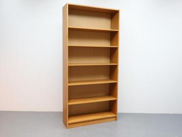 Vintage boekenkast eiken beschikbaar voor biedingen