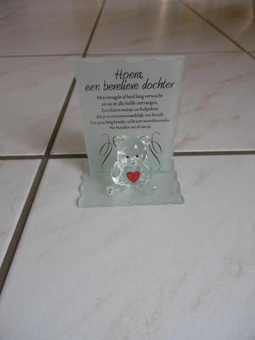 Glazen standaard: Dochter en boek Blij dat ik een meisje ben, Kinderen en Baby's, Kraamcadeaus en Geboorteborden, Zo goed als nieuw