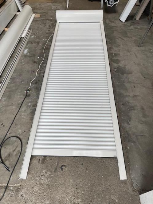 Wit elektrisch rolluik voor deur (extra hoog!), Doe-het-zelf en Verbouw, Rolluiken, Gebruikt, 200 cm of meer, Minder dan 100 cm