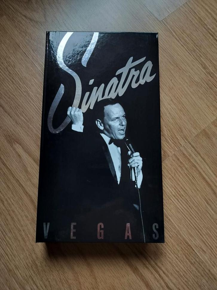 Frank Sinatra Vegas CD DVD box, Cd's en Dvd's, Cd's | Pop, Zo goed als nieuw, 2000 tot heden, Boxset, Ophalen of Verzenden