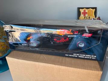 Minichamps Red Bull RB16B Verstappen Zandvoort 2021 beschikbaar voor biedingen