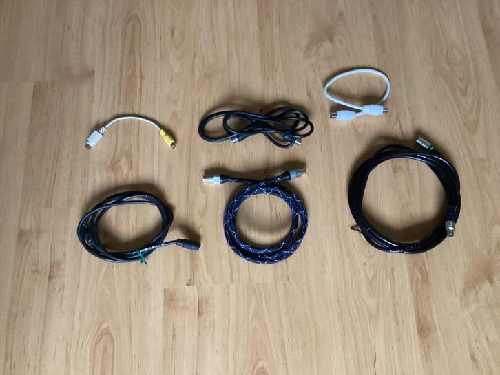 Coax kabels, Audio, Tv en Foto, Audiokabels en Televisiekabels, Coaxiale kabel, Minder dan 2 meter, Ophalen of Verzenden