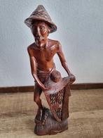 Beeld houtsnijwerk Indonesische visser, Antiek en Kunst, Ophalen